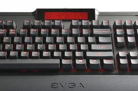 Ya se puede comprar el teclado mecánico EVGA Z10 con interruptores Kailh y panel LCD