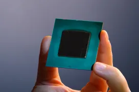 Intel sorprende con Stratix 10, una FPGA capaz de realizar 10 billones de operaciones por segundo