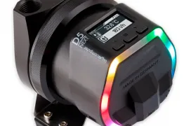 La bomba de RL Aqua Computer D5 Next integra luces RGB, pantalla OLED y un controlador para ventiladores