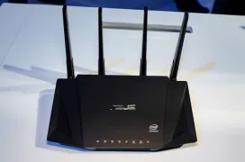 El router ASUS RT-AX58U estrena el chipset Intel Home WAV654 con WiFi 6 de 3.000 Mbps 