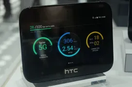 El HTC 5G hub es un dispositivo que hace de tablet y punto de acceso 5G