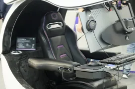 El impresionante cockpit Gaming Pod y la mesa motorizada GD180 son las apuestas de Cooler Master para el mercado de mobiliario gaming