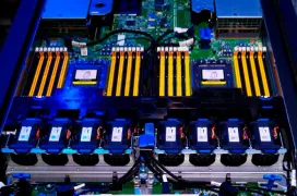 SK Hynix se alía con AMD para lanzar memorias RAM y SSDs 100% compatibles con EPYC Rome