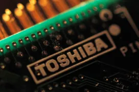 Toshiba tiene en desarrollo memorias PLC de cinco niveles que ayudarán a fabricar unidades más económicas