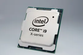 El Intel Core i9-10900X rendiría un 10% más que su predecesor según la última filtración