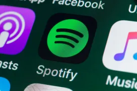 Spotify está trabajando en el control por voz de su app móvil