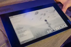 El Lenovo ThinkBook Plus integra una pantalla de tinta electrónica táctil en su carcasa exterior