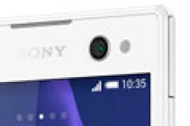 Sony añade flash a la cámara frontal del nuevo Xperia C3