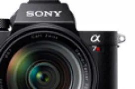 Sony A7R II, 42,4 megapíxeles de sensor full frame retroiluminado