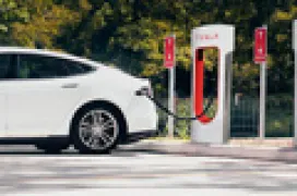 Llega a España la primera estación de carga Supercharger de Tesla