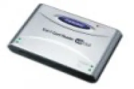 Lector de tarjetas 6-en-1 de Transcend tanto interno como externo
