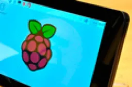 Lanzan una pantalla táctil oficial para las Raspberry Pi