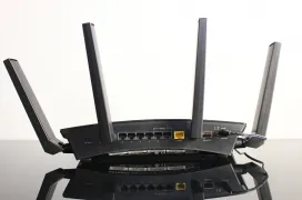 Review Router Netgear NightHawk X10 R9000