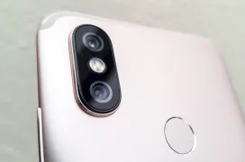 Review Smartphone Xiaomi Mi A2