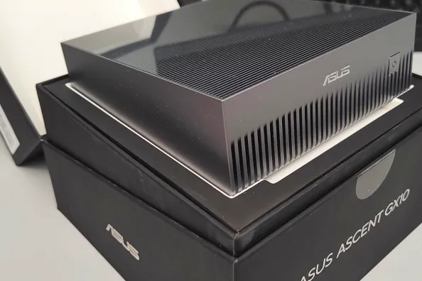 ASUS Ascent GX10 Review