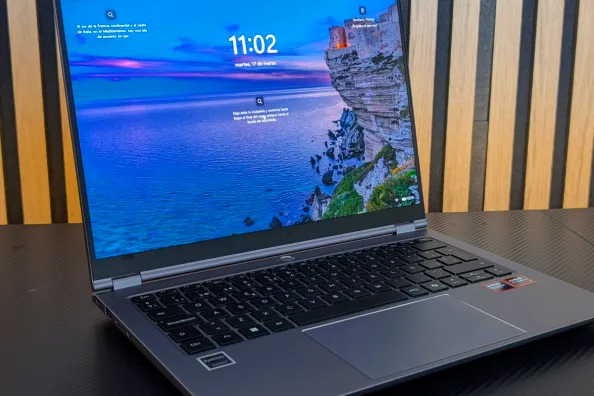 PCSpecialist 14" Lafité AI AMD Review