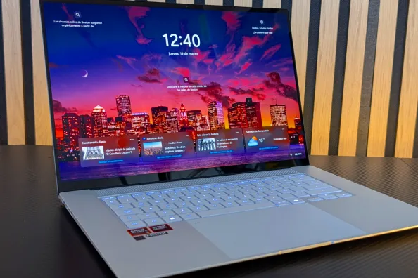 ASUS Zenbook S16 UM5606 Review Con AMD Ryzen AI 9 465