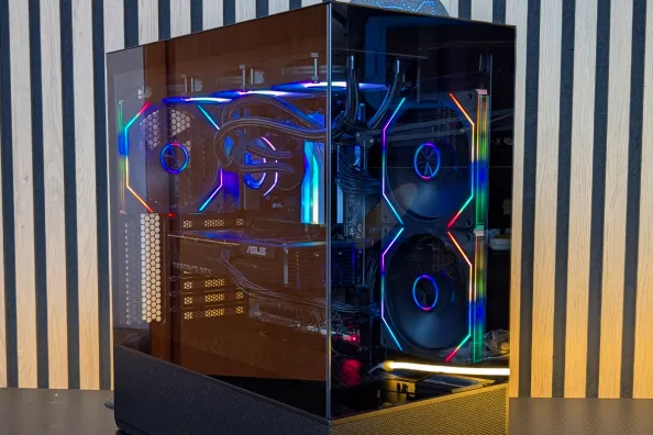 LC-Power Gaming 812B Onyx Vision Review