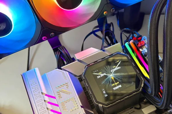ASUS TUF Gaming LC III 360 ARGB LCD:  Review: 360mm, ARGB, Ventiladores de alta presión estática y pantalla LCD 