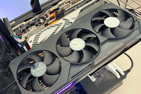 Gigabyte AMD Radeon RX 9070 GRE Gaming OC 12G: la GRE lo da todo en esta WindForce con overclock de fábrica