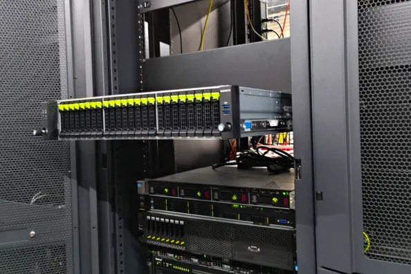 Así migramos nuestro viejo servidor web con VMware a uno nuevo con Proxmox sin un minuto de caída y multiplicando por 4 su rendimiento