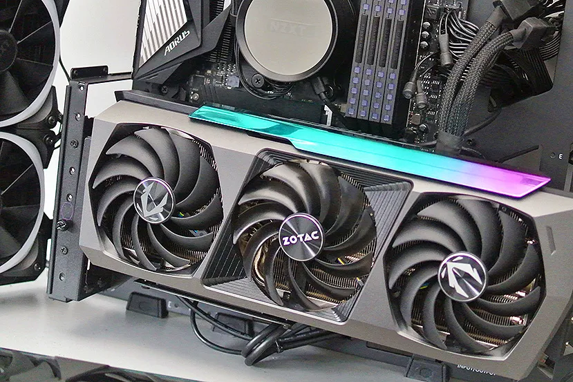 Zotac GeForce RTX 3090 Ti AMP EXTREME HOLO Review