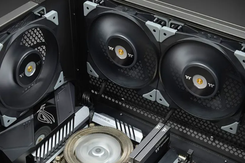 Los ventiladores Thermaltake Toughfan 12 Turbo añaden más presión estática para radiadores de RL