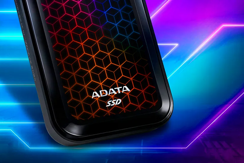 Adata SE770G, un disco externo SSD con RGB en la carcasa y velocidades de 1000/800 MB/s