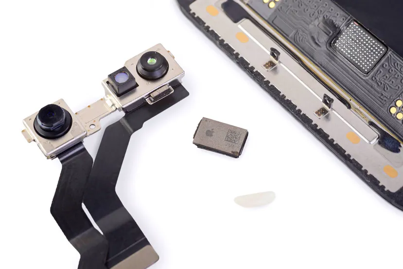 Apple ha añadido nuevas trabas a la reparación de pantallas de los iPhone 13 en forma de un chip BGA