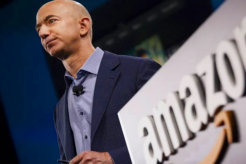 Jeff Bezos deja su puesto de CEO de Amazon para dedicarse a otras tareas en la empresa
