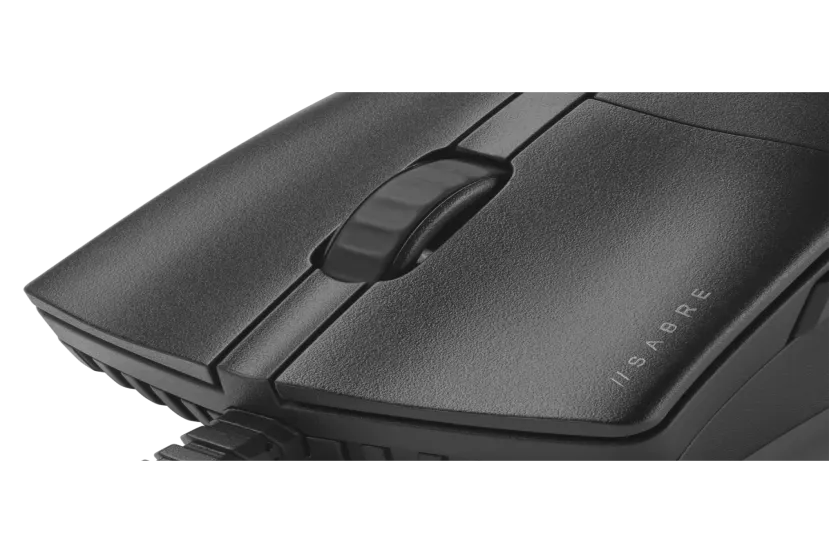 Corsair lanza el ratón Sabre Pro Champion Series con 18.000 DPI y polling rate de 8000 Hz