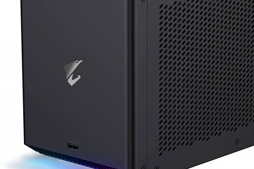 Aorus RTX 3080 Ti Gaming Box es la nueva eGPU con una NVIDIA RTX 3080 Ti refrigerada por líquido en su interior.