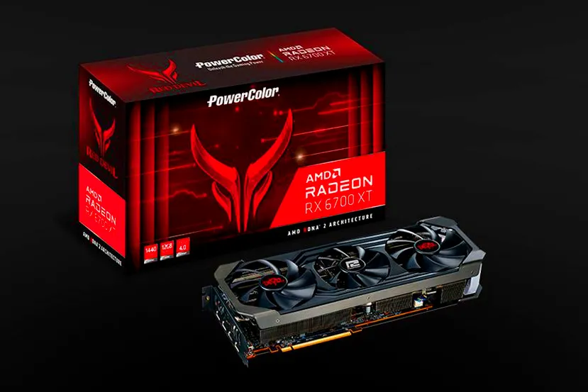 Una PowerColor RX 6700 XT llega a su propietario con plásticos protectores bajo el disipador