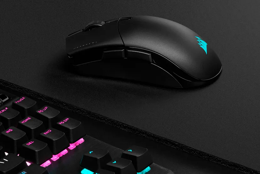 CORSAIR lanza el ratón SABRE RGB PRO WIRELESS con sensor de 26.000 dpi y 2000 Hz de tasa de sondeo