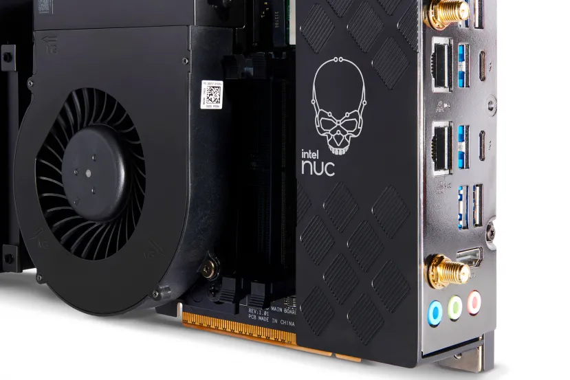 Intel anuncia el NUC 13 Extreme con capacidad para procesadores de sobremesa y tarjetas de hasta 3 ranuras