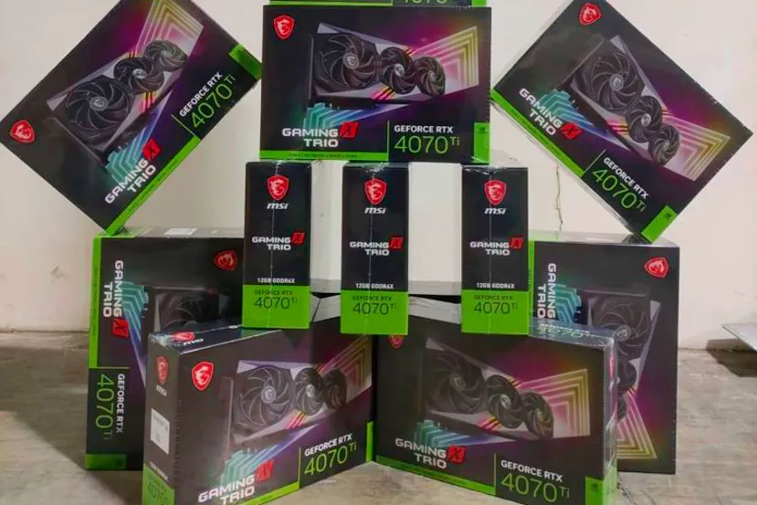 La NVIDIA RTX 4070 Ti se deja ver en una tienda de Serbia por 1.320 euros al cambio