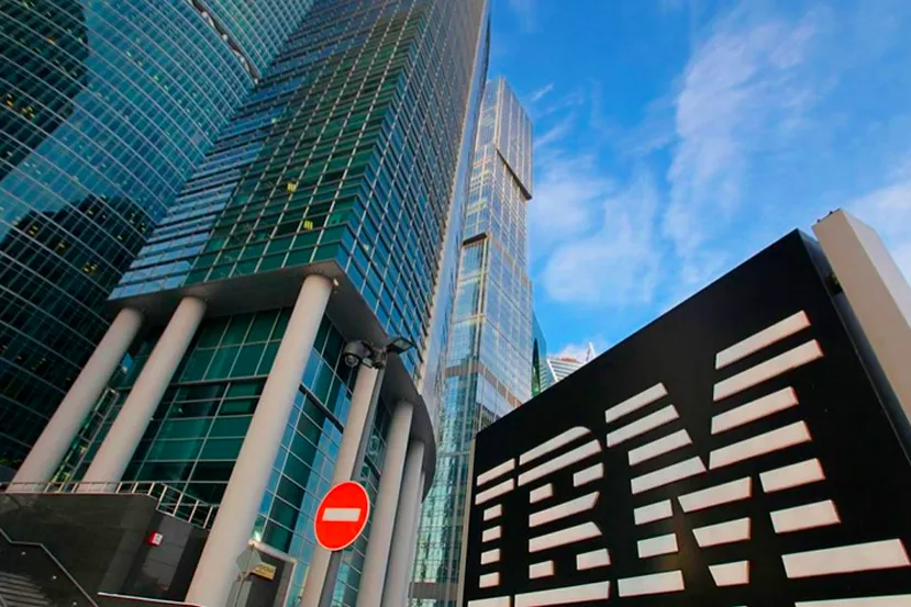 IBM empieza a cesar sus operaciones en Rusia, despidiendo a toda la plantilla