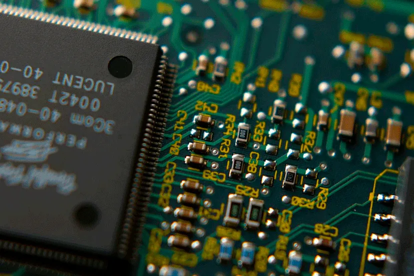 Estados Unidos aprueba la ley CHIPS con ayudas de 52.000 millones de dólares para la fabricación de semiconductores