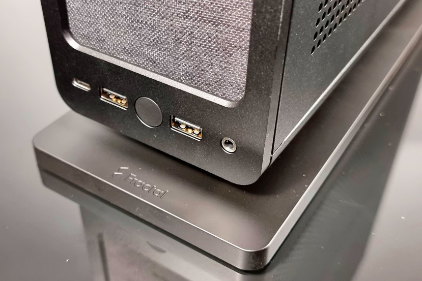 El soporte vertical para gráficas de la Fractal Design Ridge no funciona correctamente en configuraciones PCIe 4.0