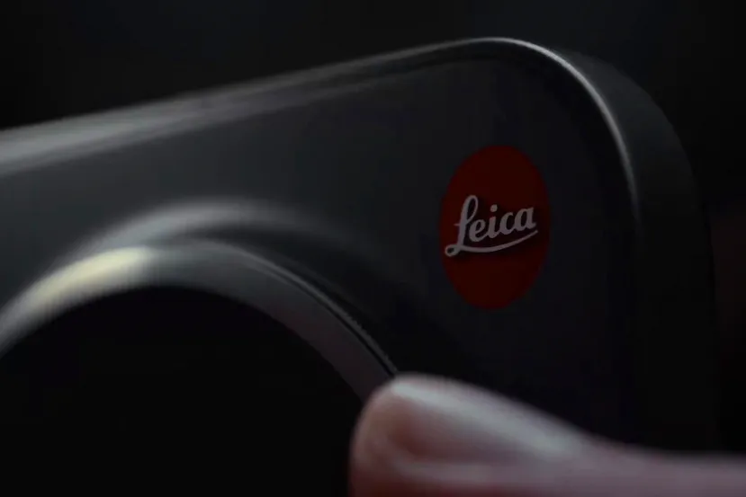 Xiaomi 17 Ultra Leica Edition recupera el zoom con anillo físico y una cámara periscópica de 200 megapíxeles