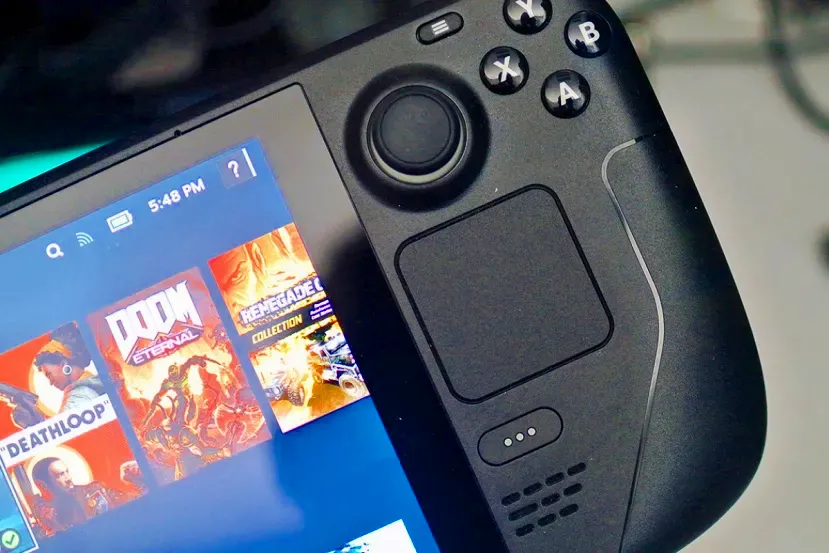 Steam Deck 2 apostaría por una APU estándar de AMD y no por un chip semipersonalizado para llegar mejor preparada a 2028