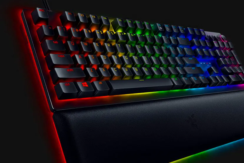 Razer lanza el teclado analógico Huntsman V2 con iluminación RGB y personalización del recorrido de cada tecla