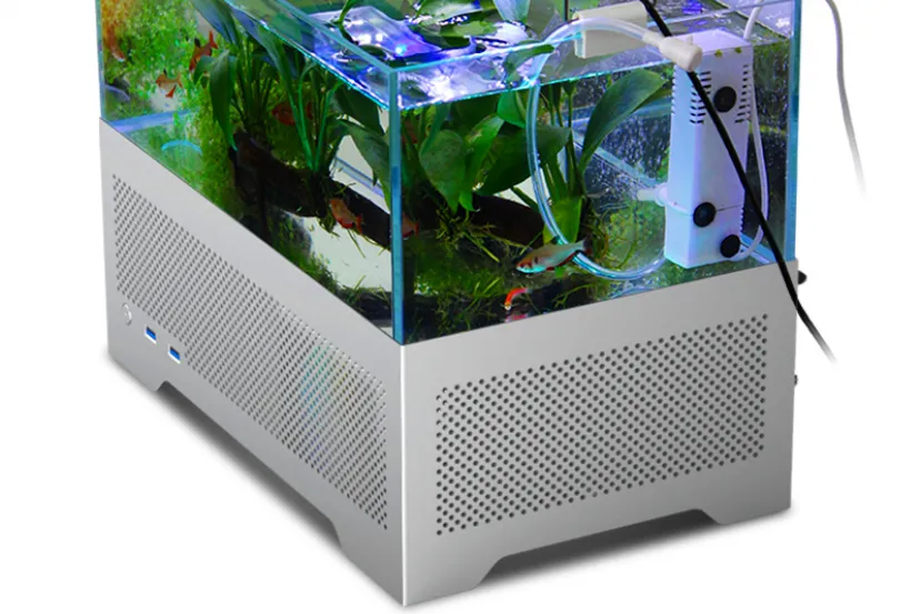 Con la torre MetalFish Y2 Fish Tank tendrás un acuario encima de tu ordenador