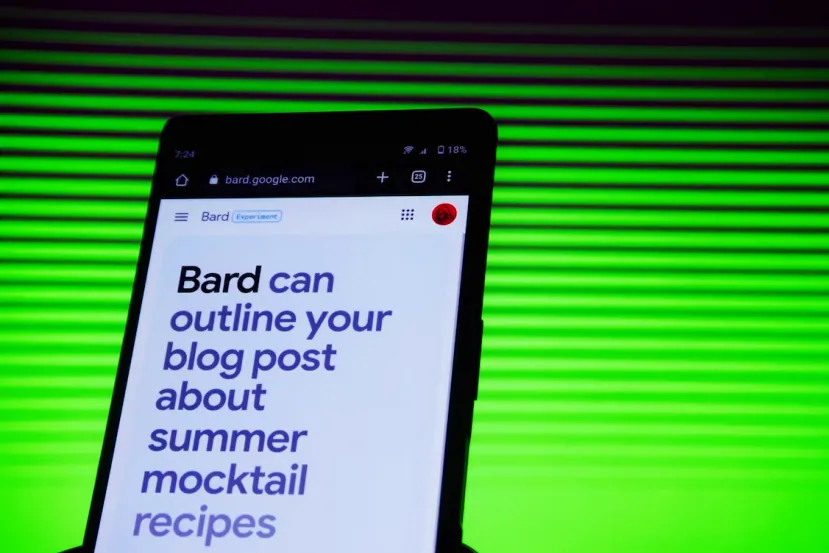 La IA de Google Bard ya habla castellano y llega a Europa