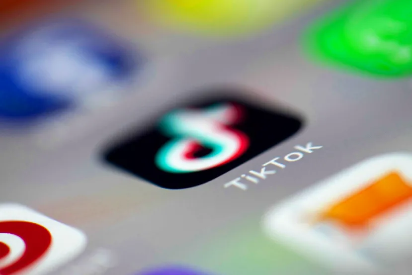 Los moderadores de TikTok España en huelga indefinida por las malas condiciones de trabajo