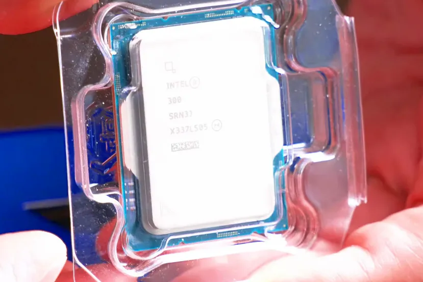 El Intel N300 es más del doble de lento en multinúcleo que el Core i3-14100