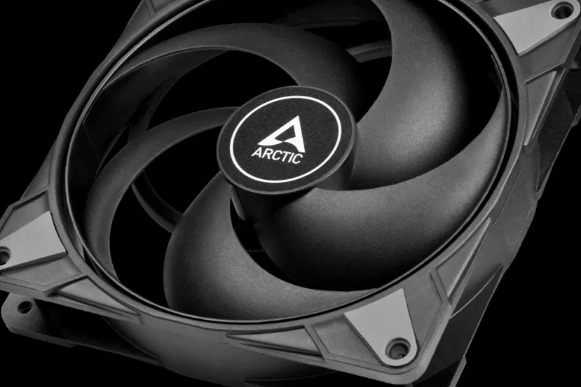 Arctic presenta los P14 Max, unos ventiladores de 140 mm optimizados para radiadores y disipadores de CPU