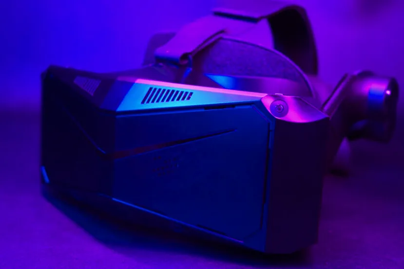 Las Pimax Crystal Super son las primeras gafas VR que permiten intercambiar sus pantallas entre OLED y QLED