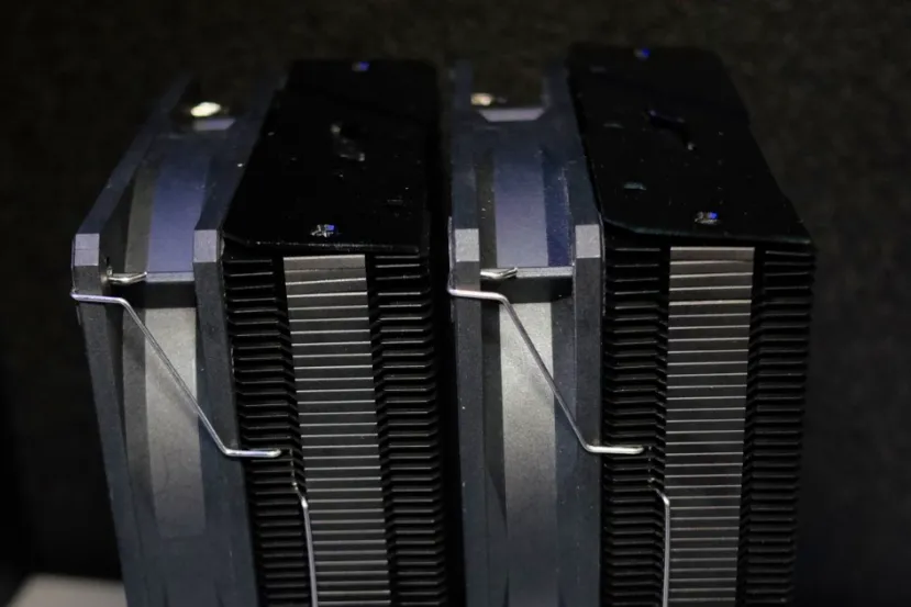 Nuevos disipadores FSP con el ME 7 de doble torre, doble ventilador y 6 tubos de calor