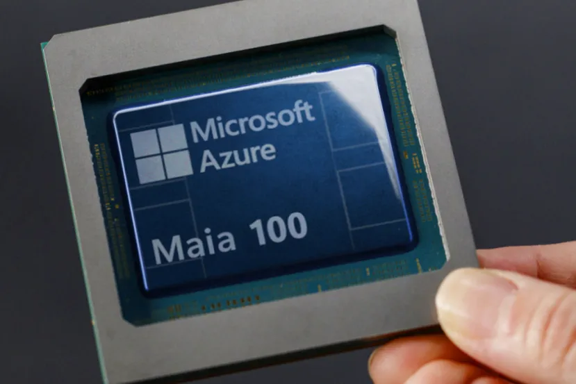 Nuevos detalles de Maia 100, el primer chip de IA de Microsoft con 64 GB de memoria HBM2e integrados